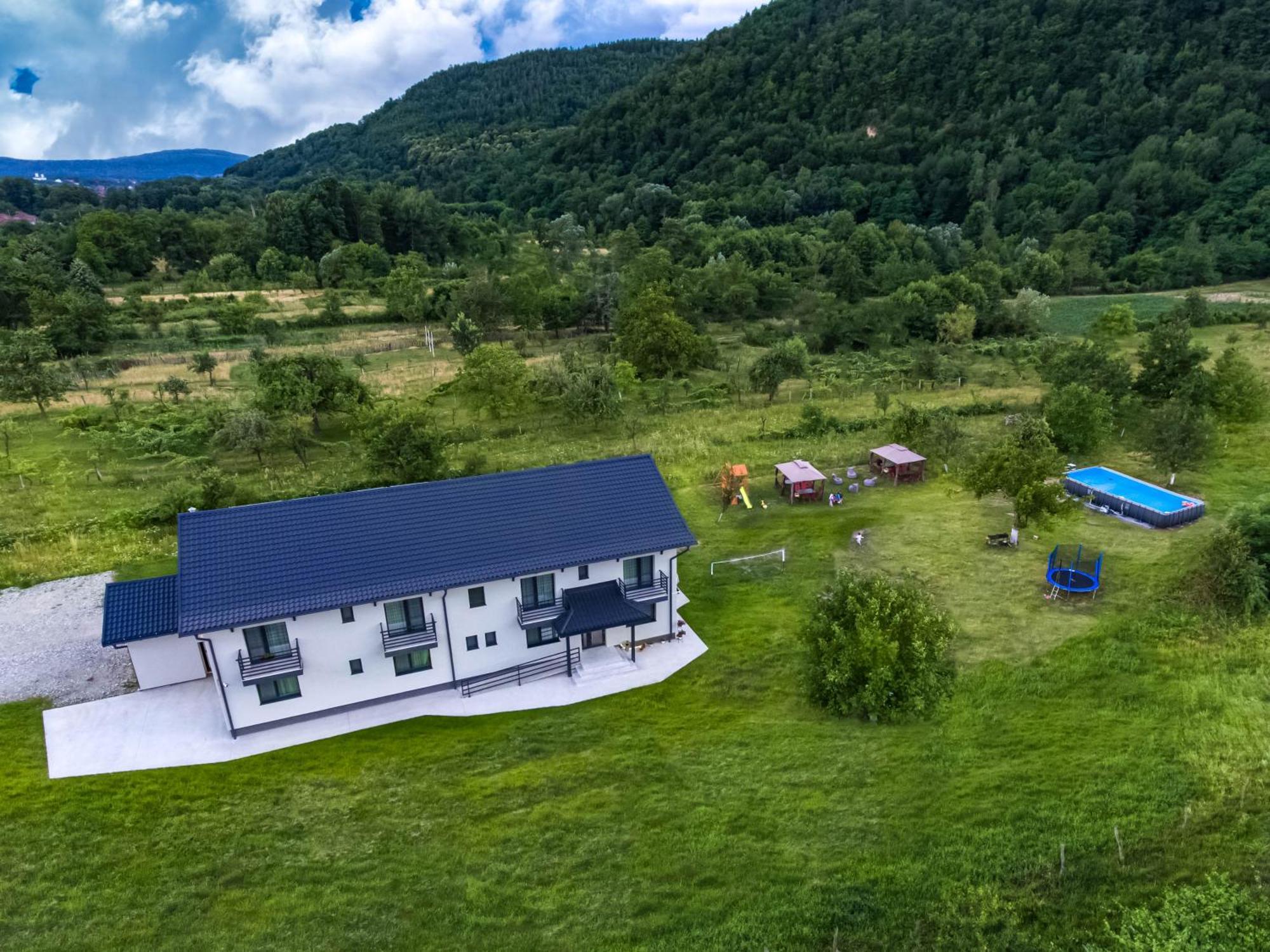Hotel Transalpina Retreat Novaci-Străini Exterior foto